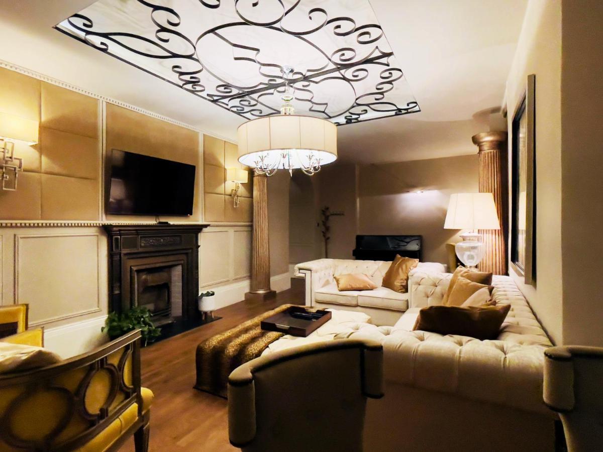 Elizabeth's Place - London's Hidden Gem Appartement Londen