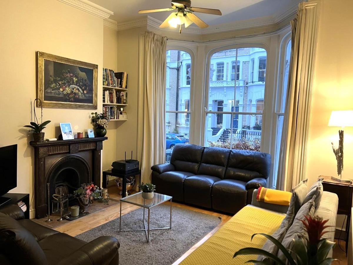 Homestay Double Bedroom With En-suite Bathroom In Chelsea - - Share London