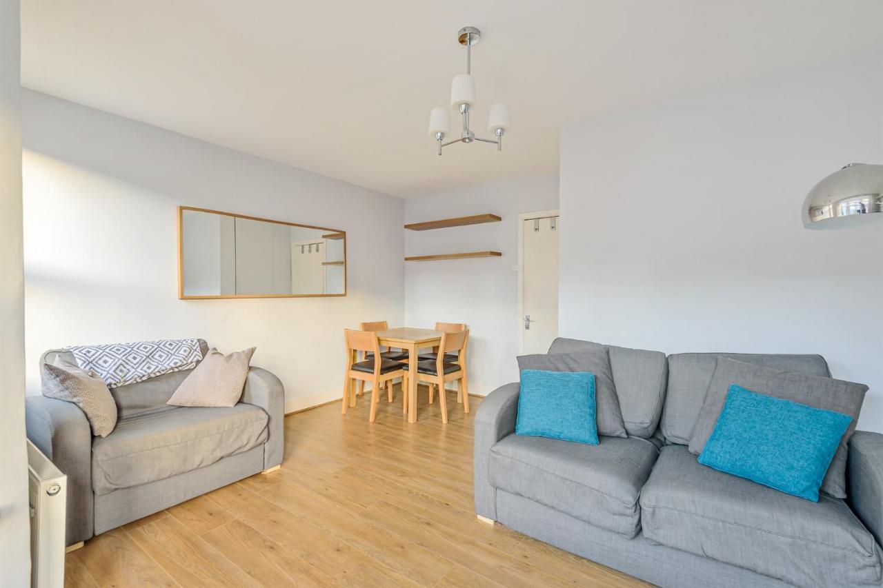 Homely 1-bed In Vibrant Zone 3 * London