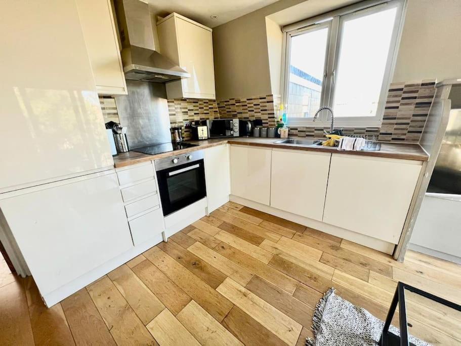 Appartement Lovely Two Bed Flat Londen