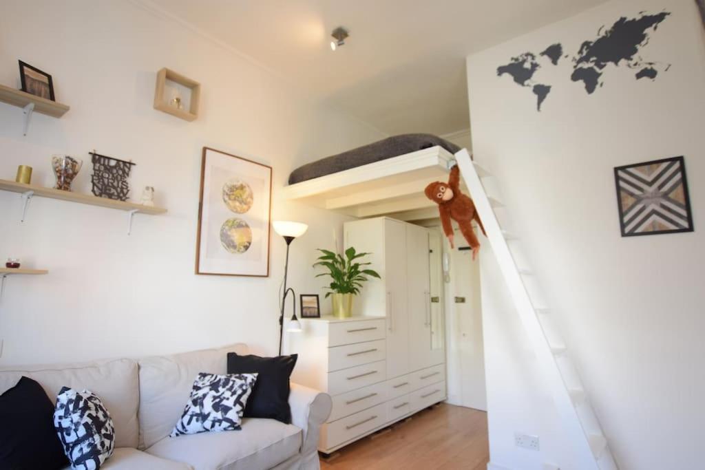 Apartment Stylish Studio Camden London