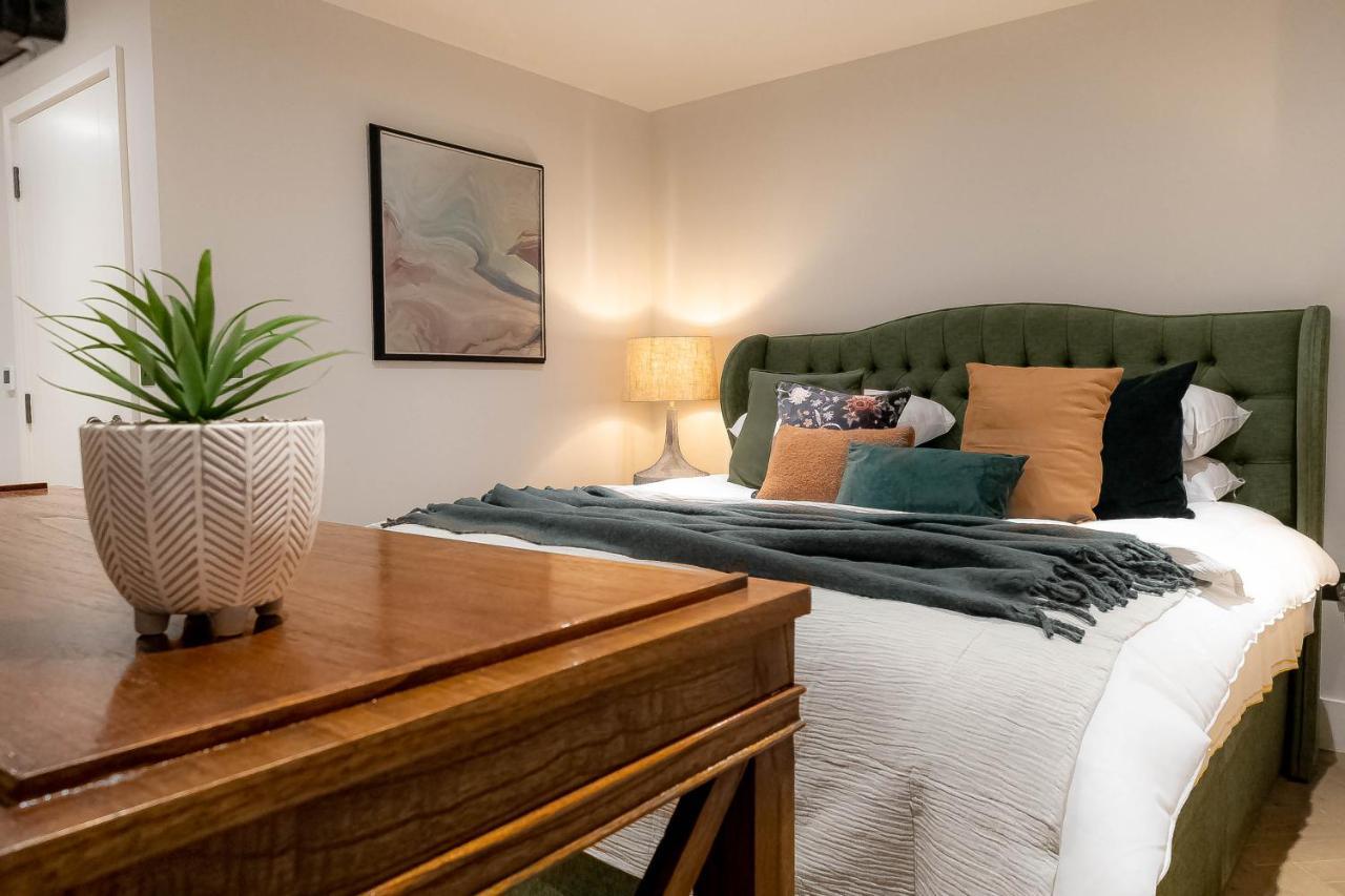 Appartement Three Bedroom Near Brick Lane By Belvilla Londen