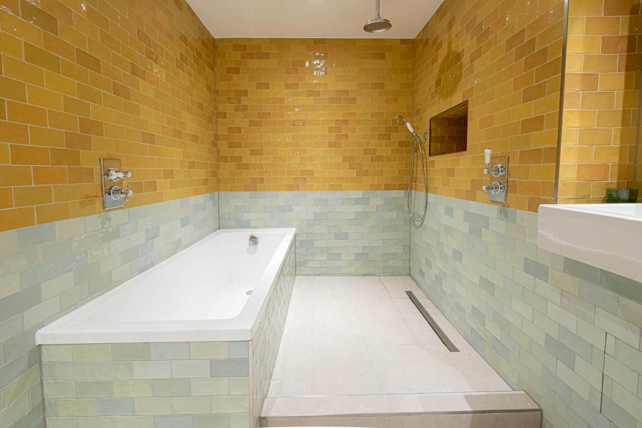 Appartement Three Bedroom Near Brick Lane By Belvilla Londen