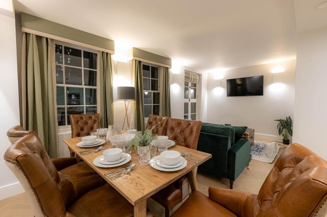 Three Bedroom Near Brick Lane By Belvilla