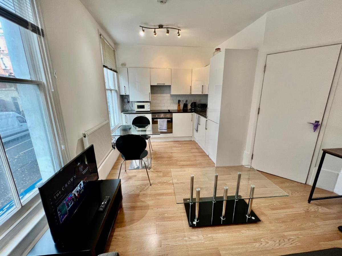 Apartment Modern With Large Patio In Marylebone London