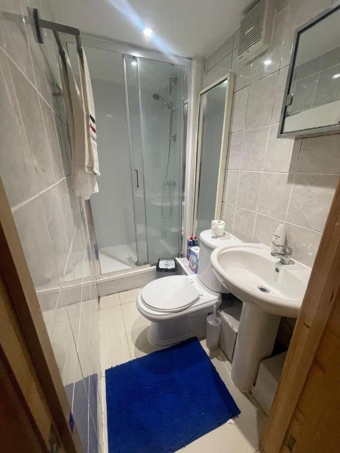 Apartment Private And Quiet One-bedroom Flat Perfect For A Seasonal Getaway!