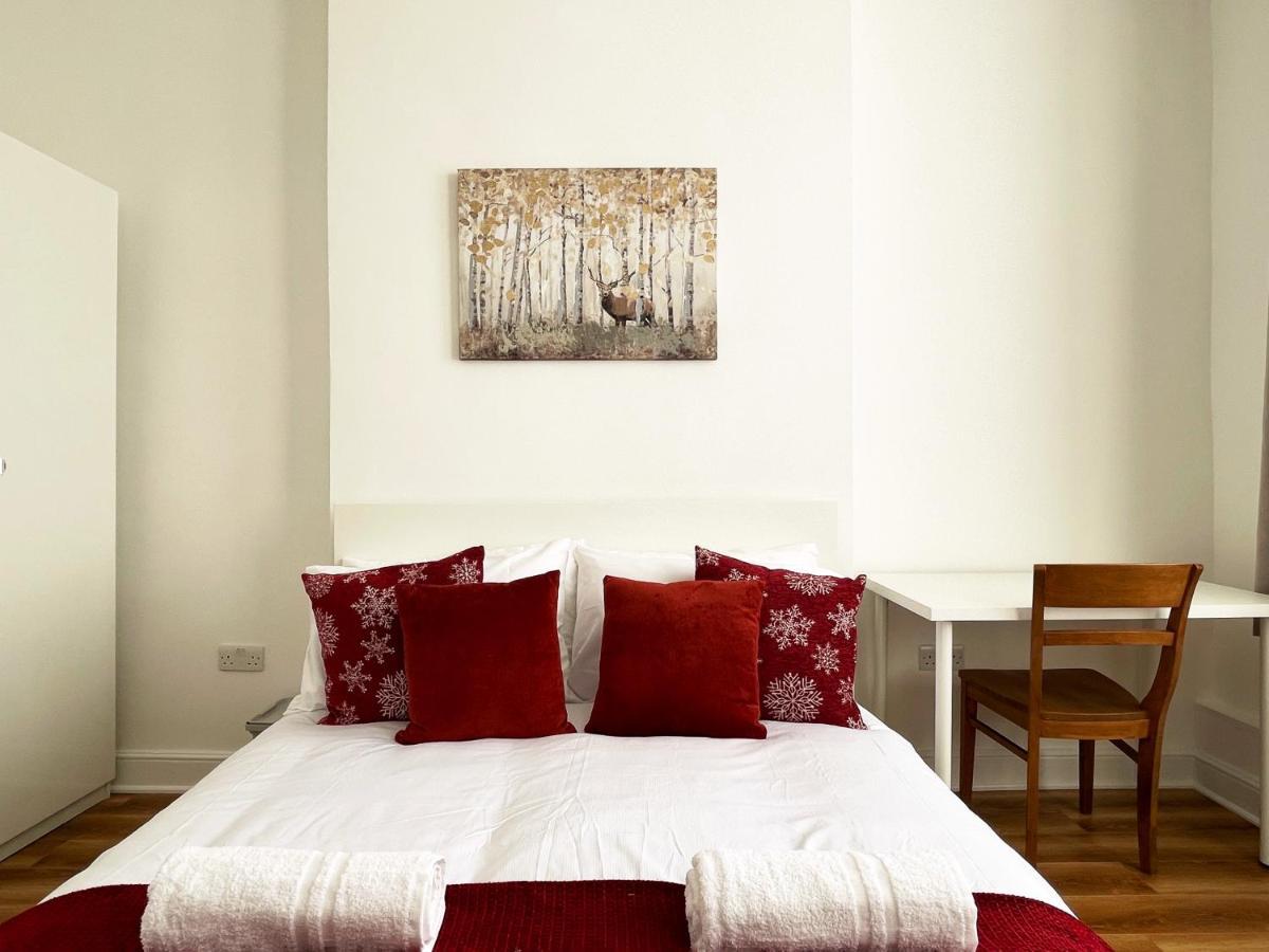 Sarah's Cozy Near Queen's Park Apartamento Londres