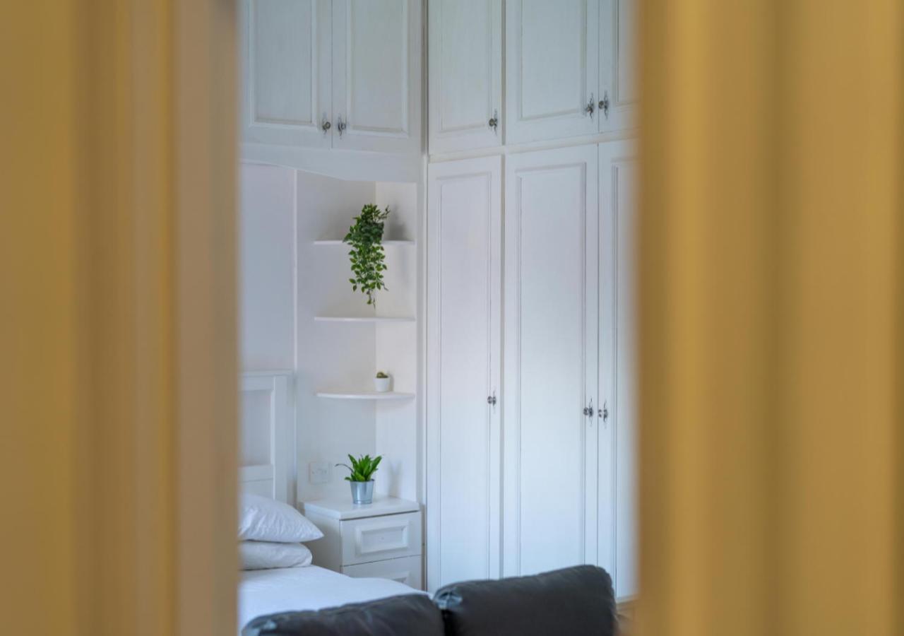 Spacious Cricklewood Sleeps 4 Apartment London