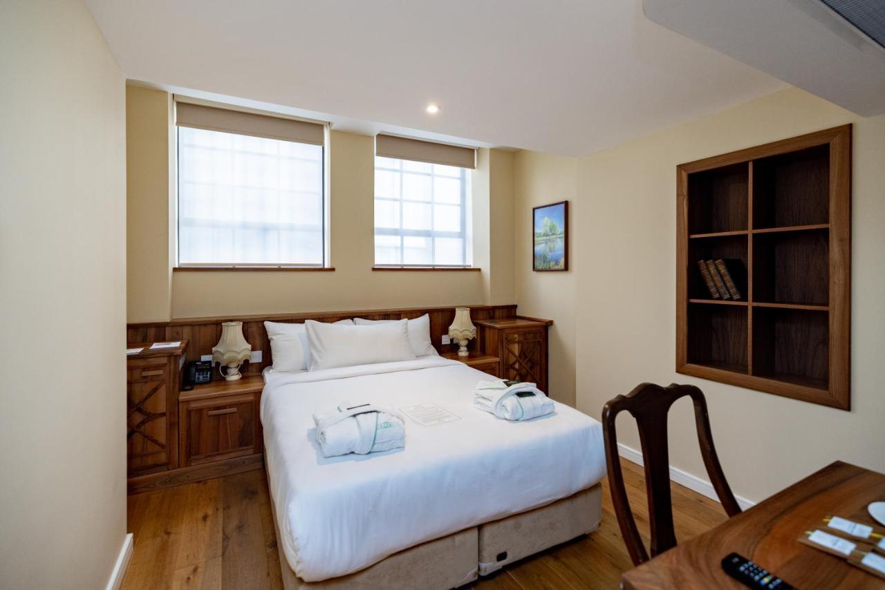 Limehouse Library 4*