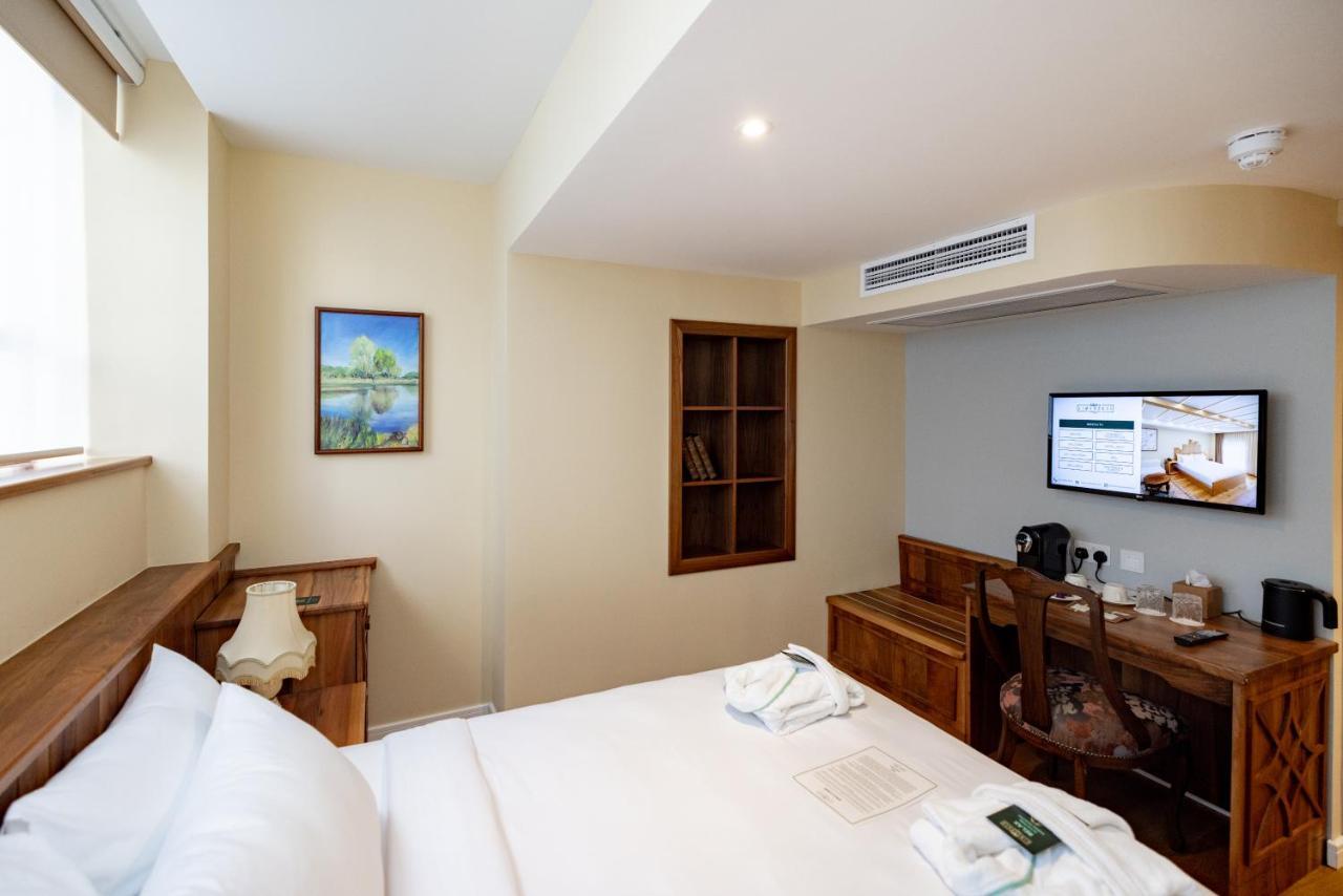 Limehouse Library Hotel 4*