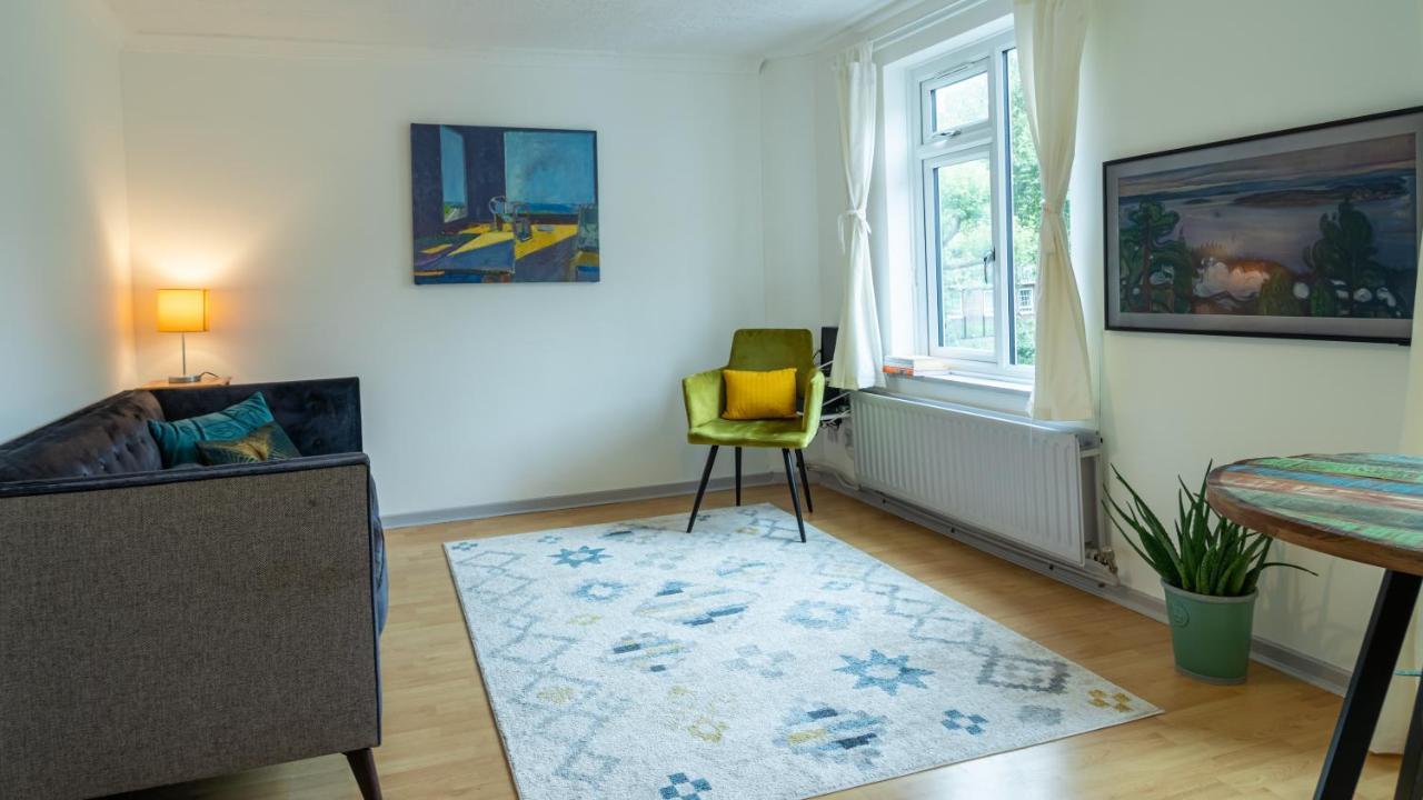 Сasa de vacaciones Bridge 3 Bedroom House With Reception Room, Office And Private Garden