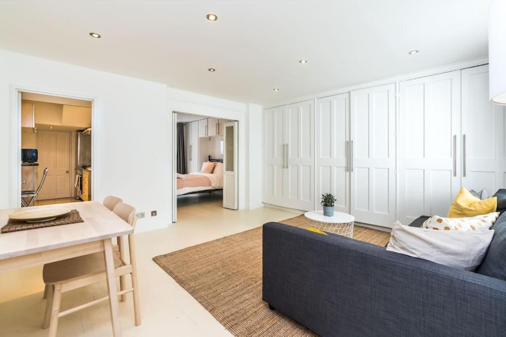 Spacious Beautiful Just-renovated Flat With Patio - Chelsea Apartment *