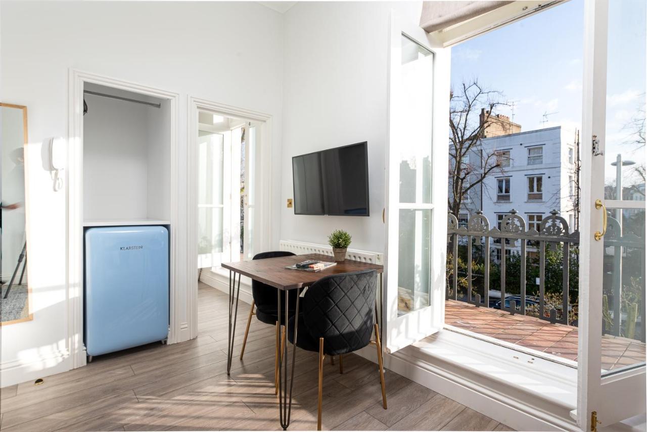 Notting Hill By Capital * London