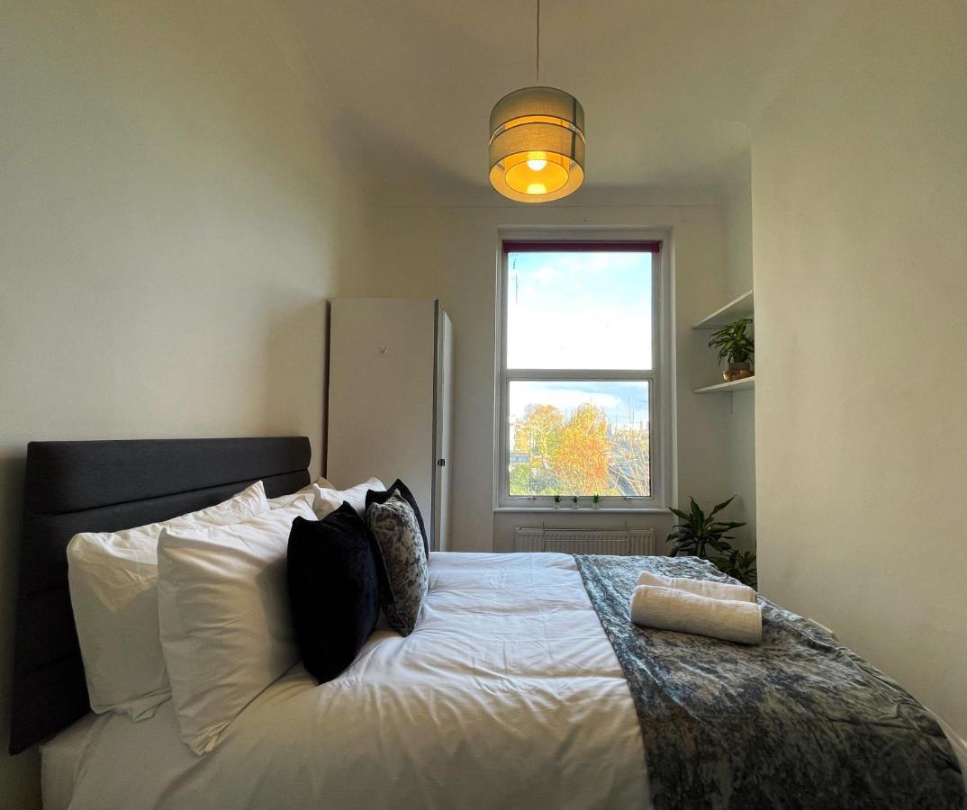 Apartamento Sarah's Cozy Near Queen's Park