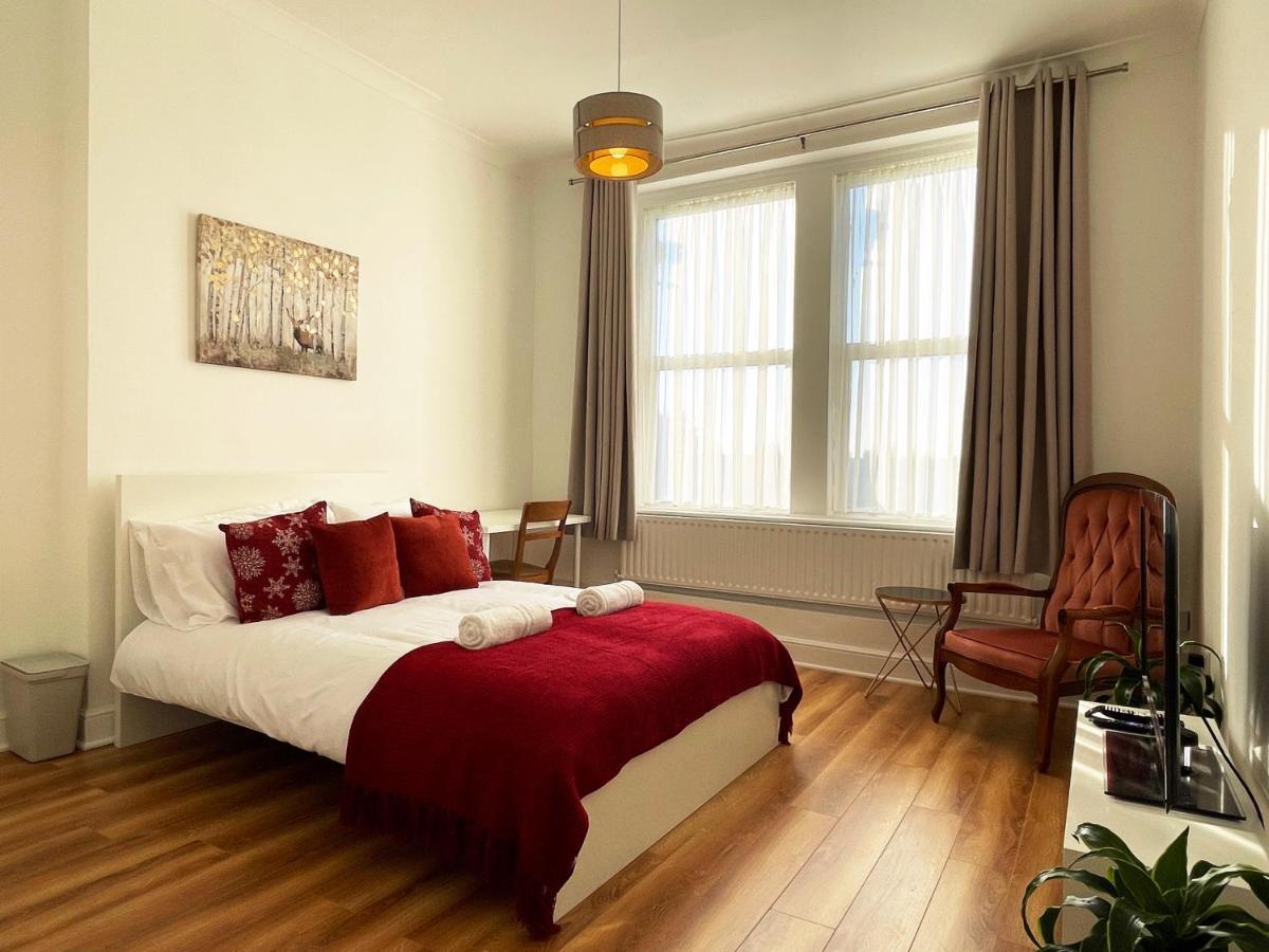 Sarah's Cozy Near Queen's Park Apartamento Londres