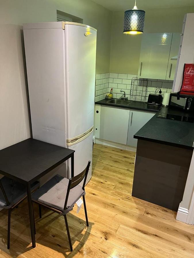 Apartamento Lovely 1 Bedroom With On Street Parking