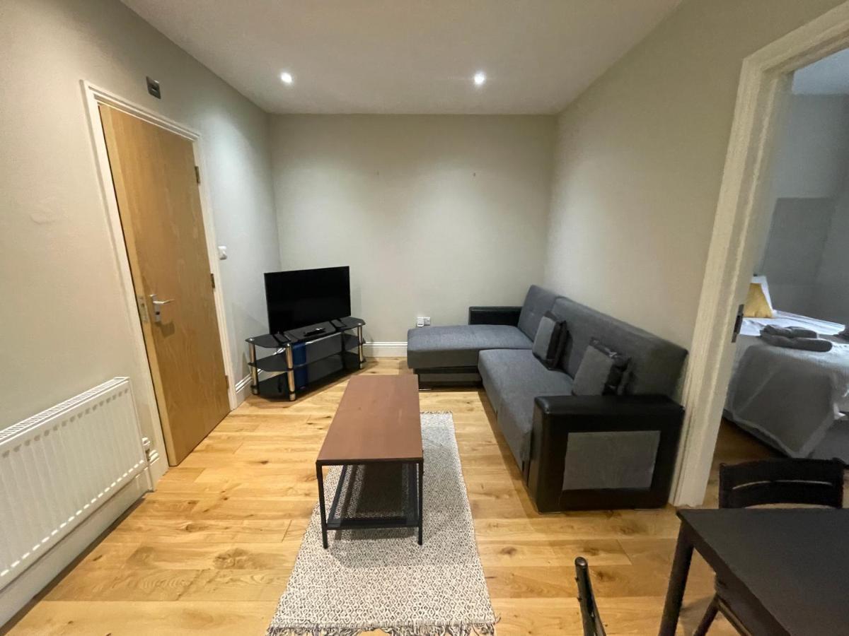 Apartamento Lovely 1 Bedroom With On Street Parking *