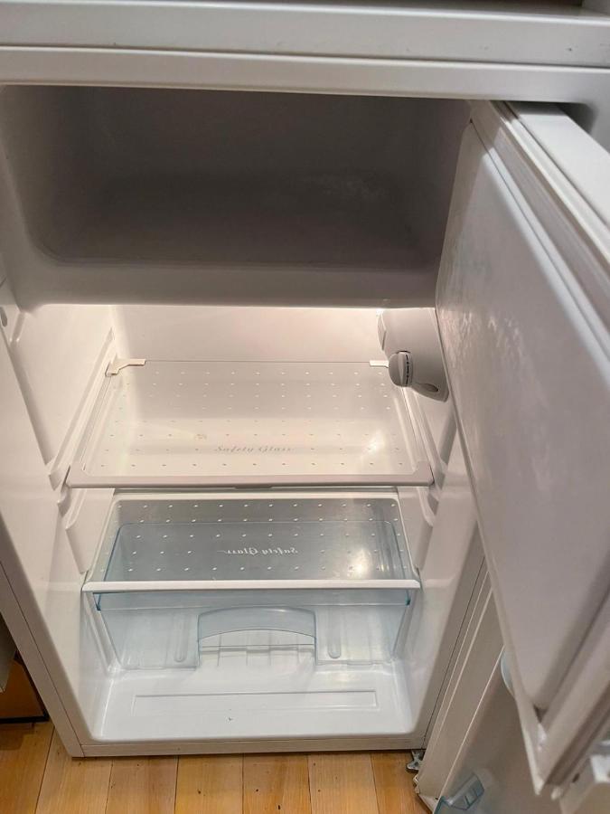 One Bedroom Flat Near Finsbury Park Apartment