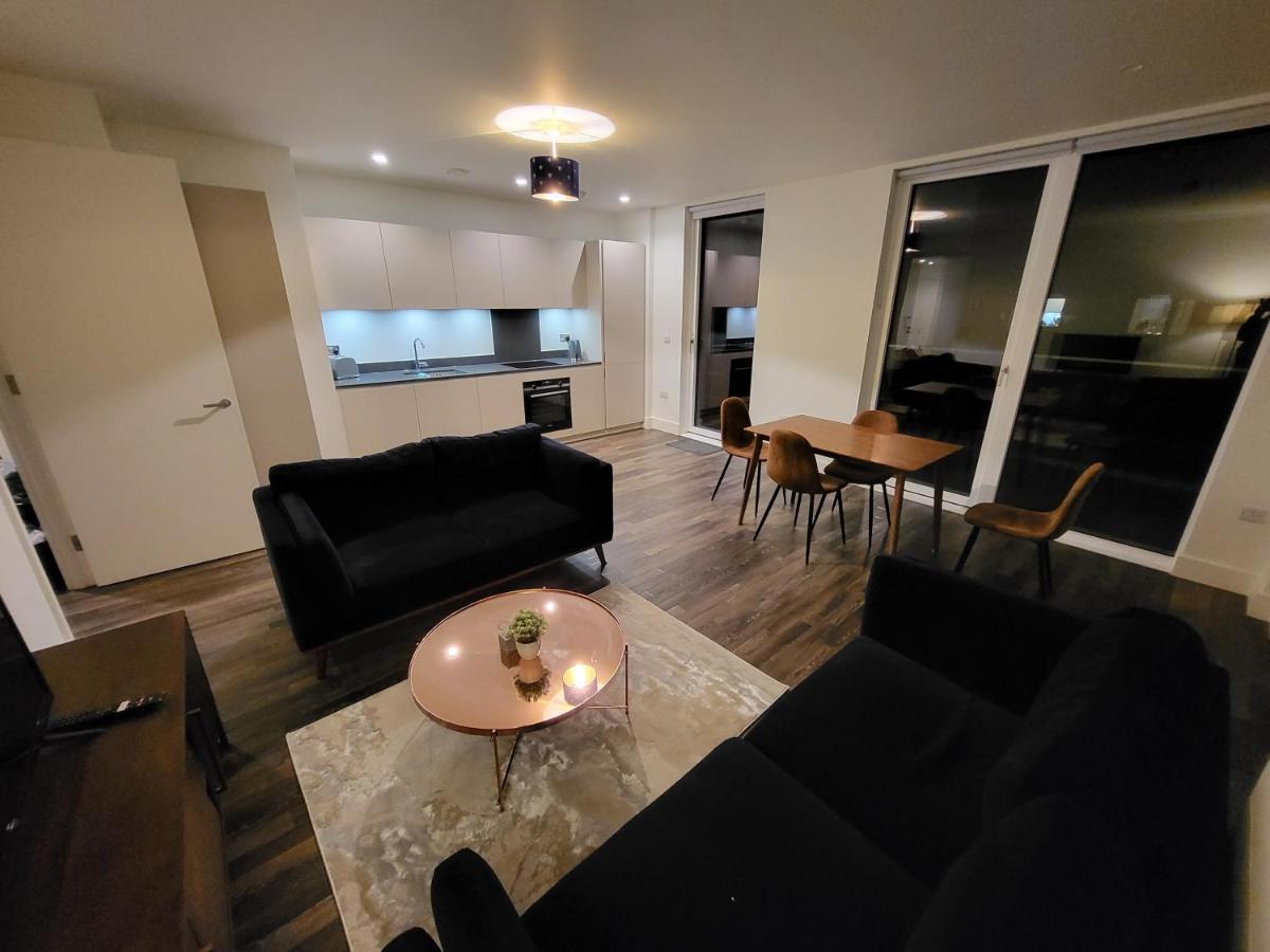Appartement 71 Bondway, Parry St, Sw81sf *