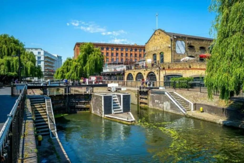 Fabulous Studio Camden London