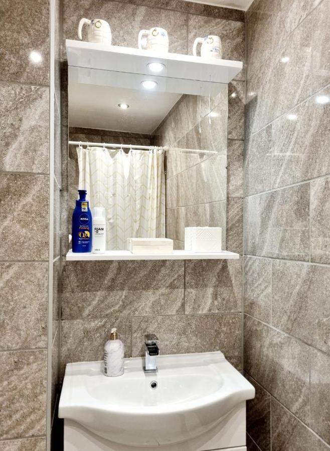Live Like A Celebrity On Millionaire's Row Privatunterkunft *