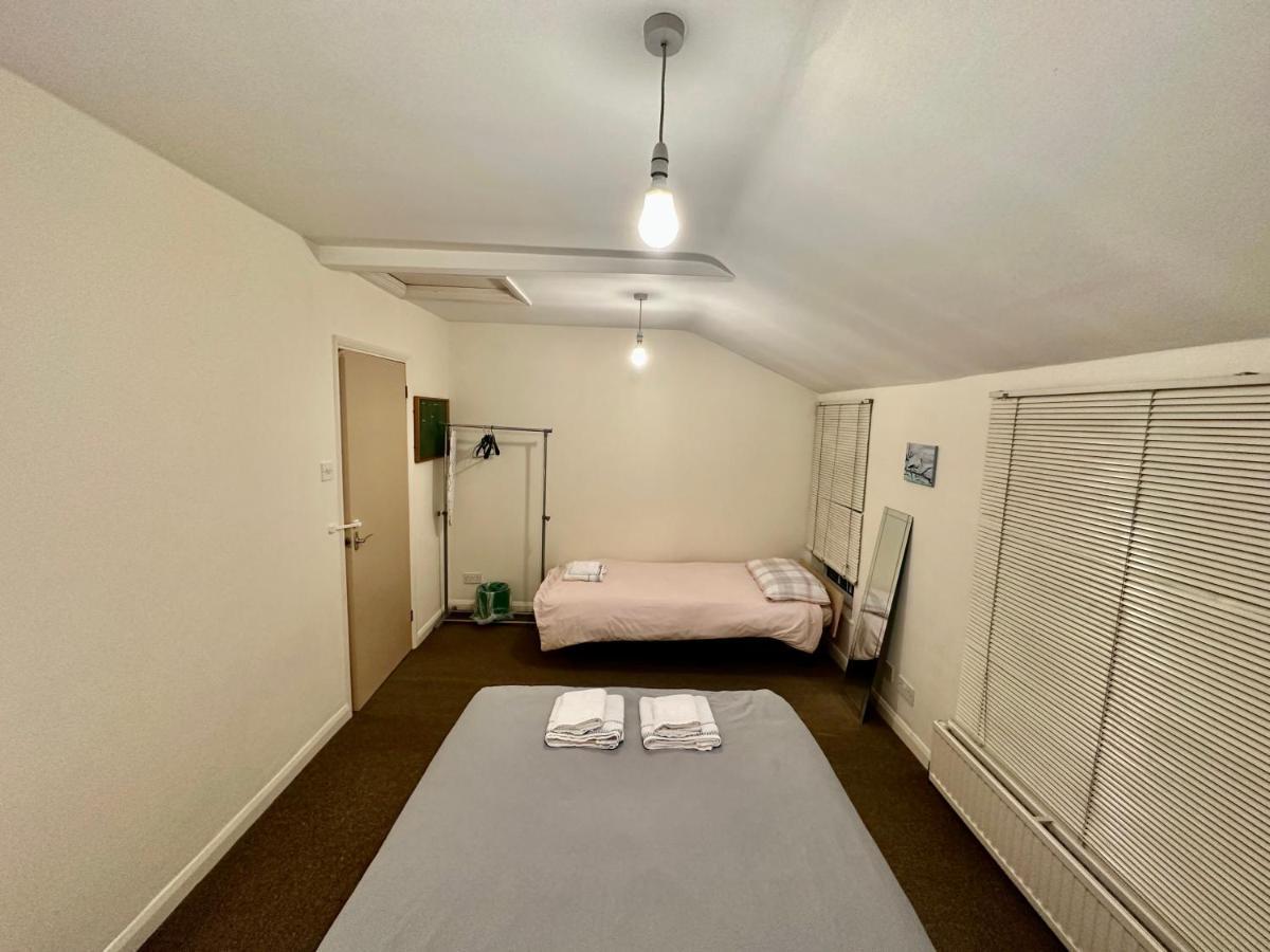 Private In Paddington, Homestay *