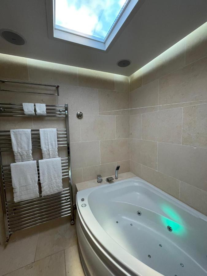 Laconic & Modern Close To Canary Wharf Appartement