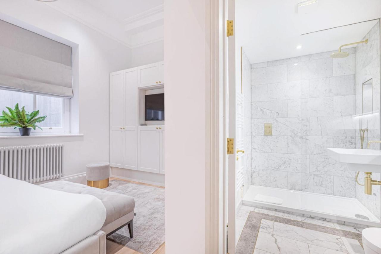 Royal Kensington In Cromwell Road * Londen