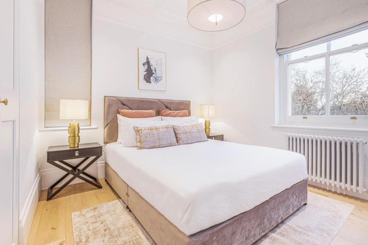 Royal Kensington In Cromwell Road * Londres