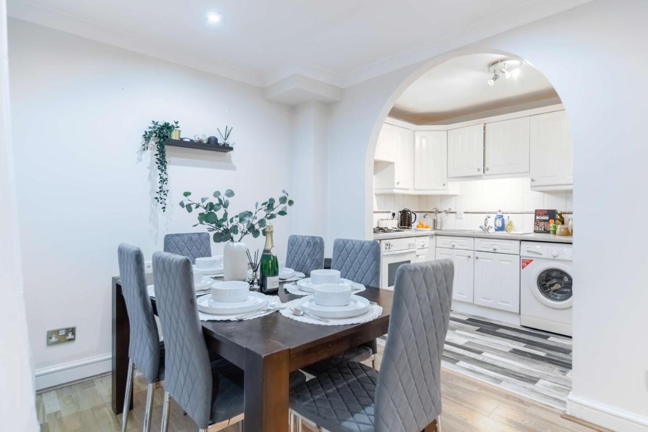 Vakantiehuis Beatles Mews Town House *