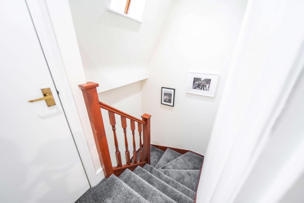 Beatles Mews Town House * London