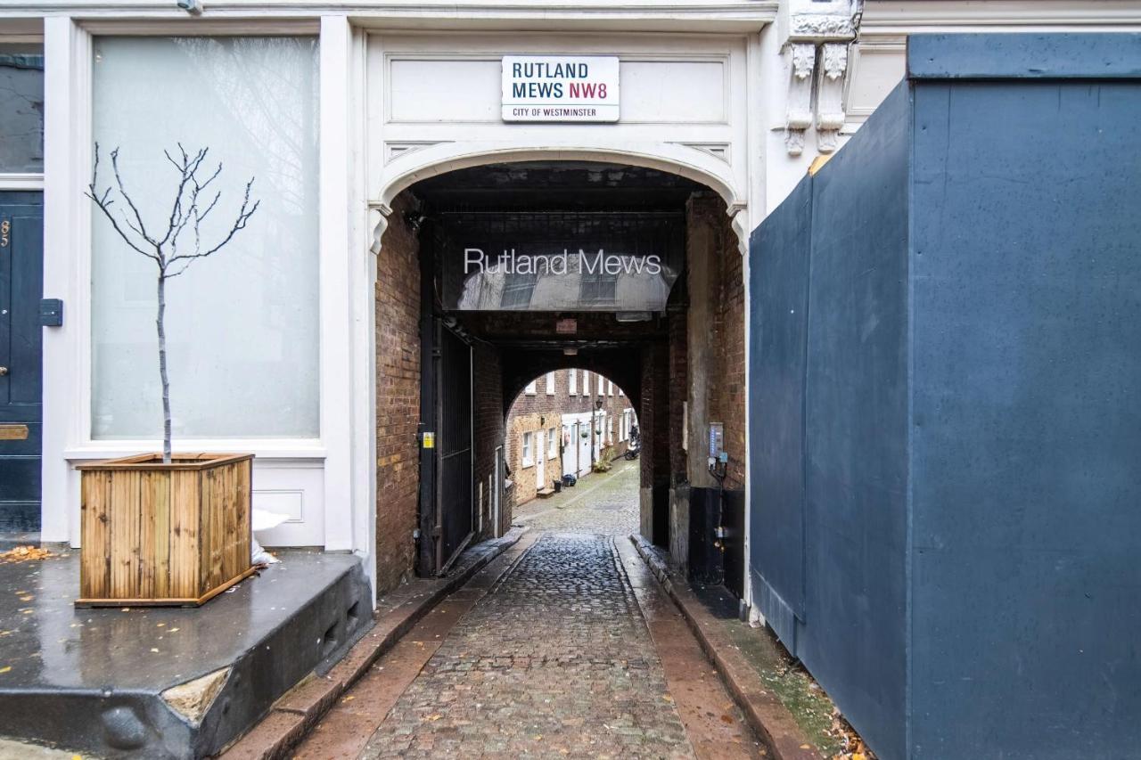 Beatles Mews Town House * Londen