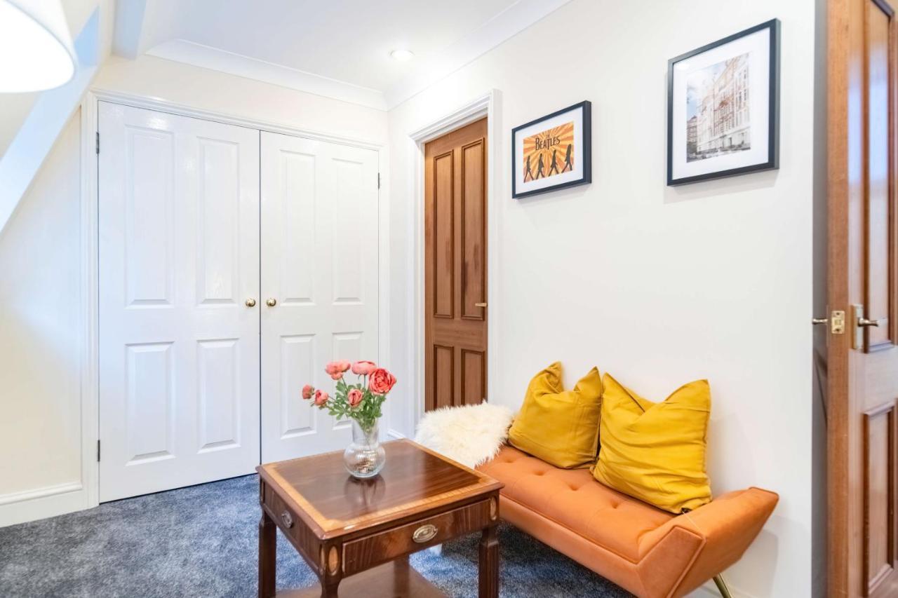 Vakantiehuis Beatles Mews Town House