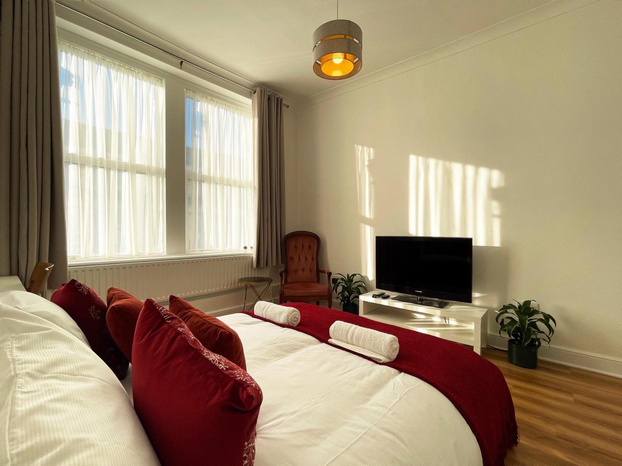 Apartamento Sarah's Cozy Near Queen's Park *