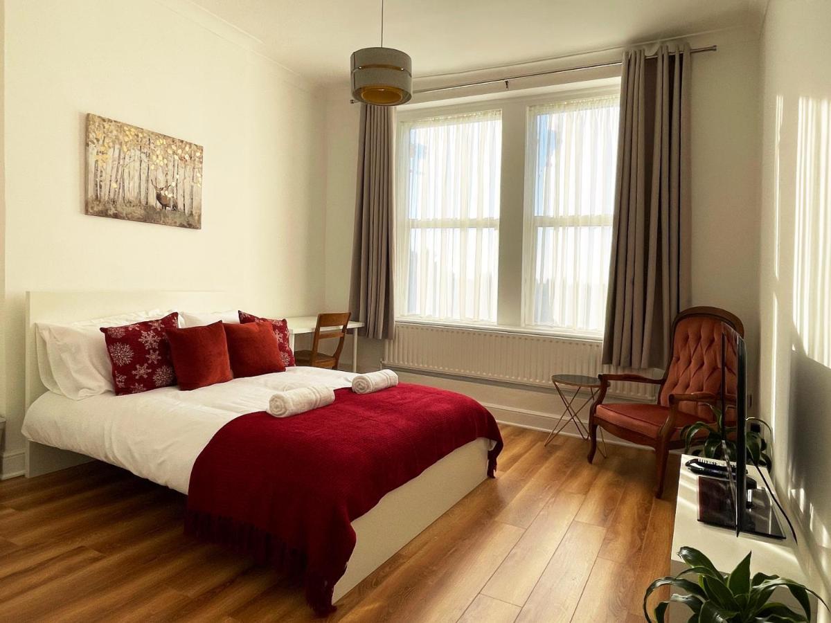 Sarah's Cozy Near Queen's Park * Londres