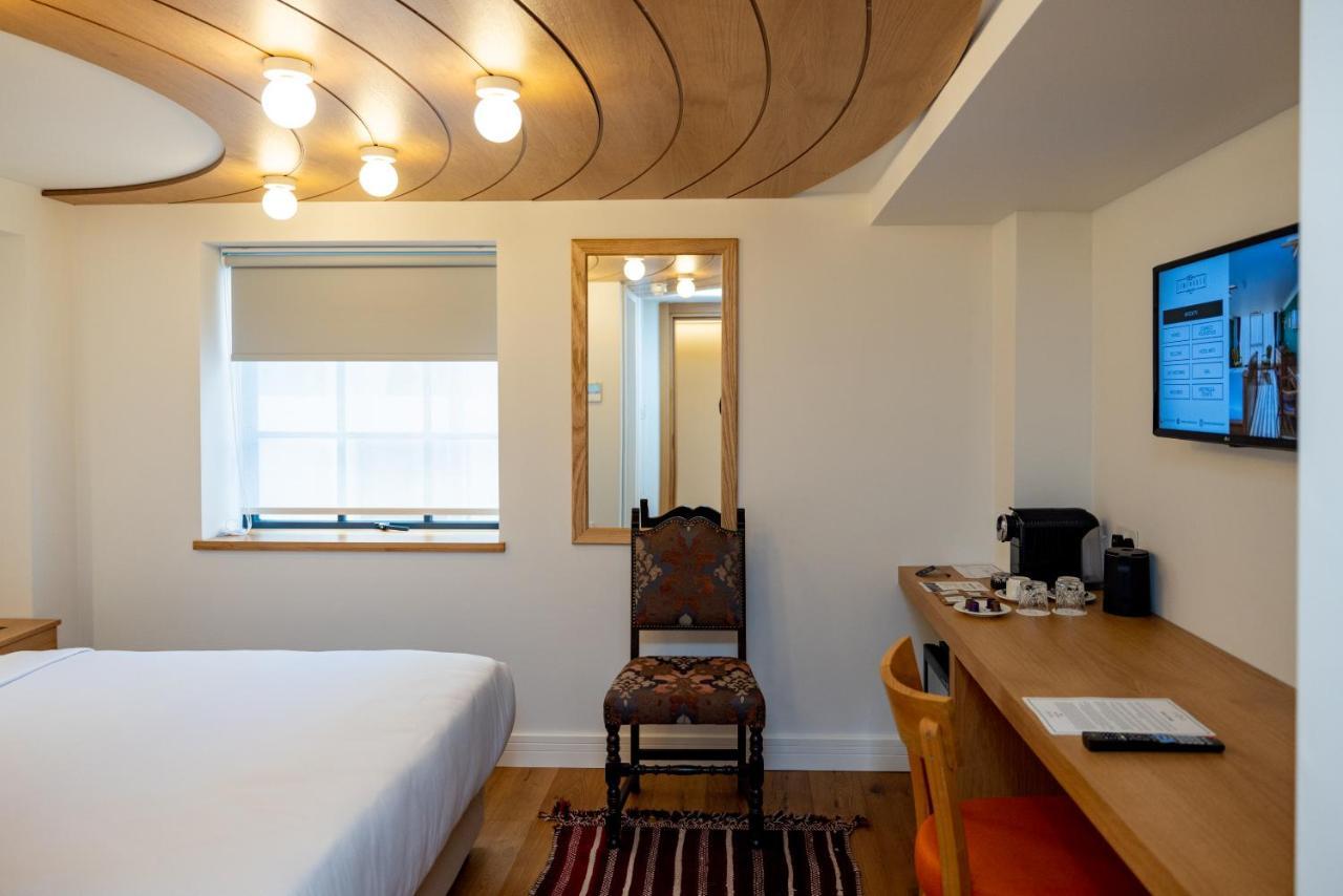 Limehouse Library Hotel