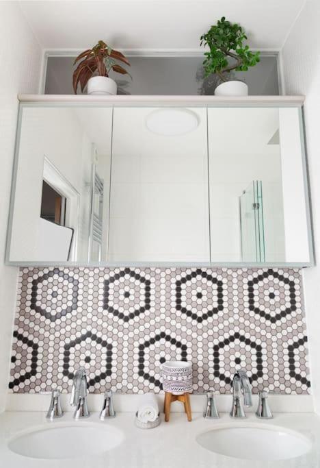 Newly Refurbished 2-bedroom Flat In Notting Hill Apartment *