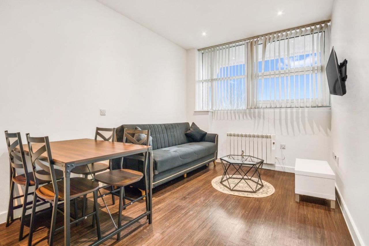 Fantastic 1 Bed By Heathrow Airport Appartement