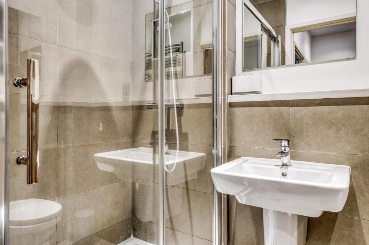 Fantastic 1 Bed By Heathrow Airport * Londen