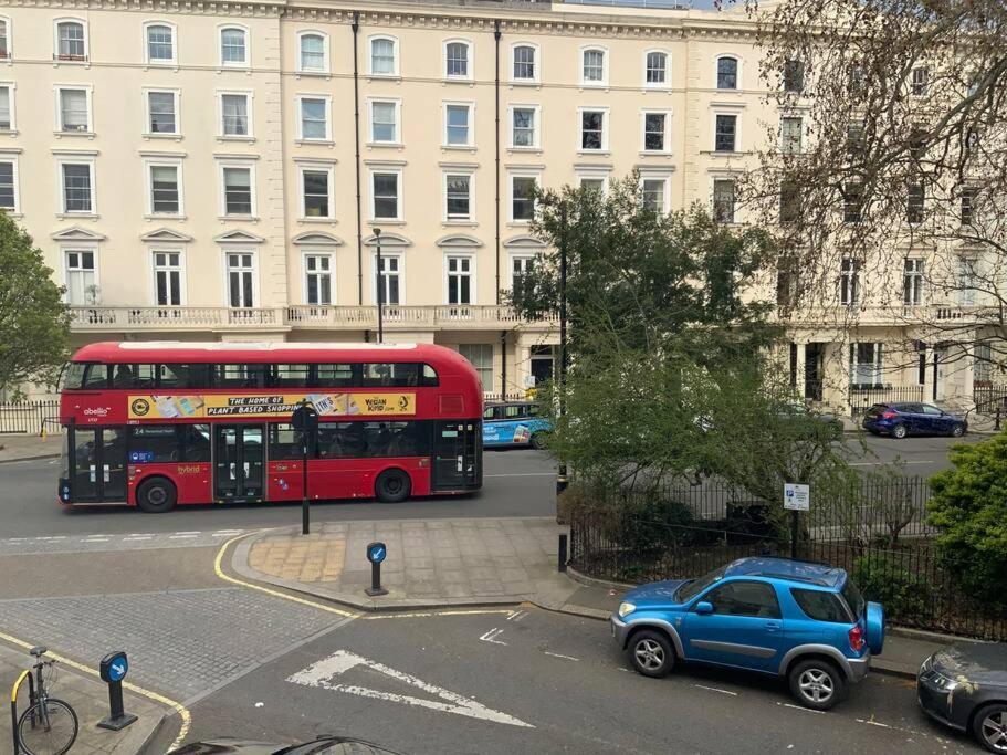 Apartment Designer 2 Bedroom Pimlico *