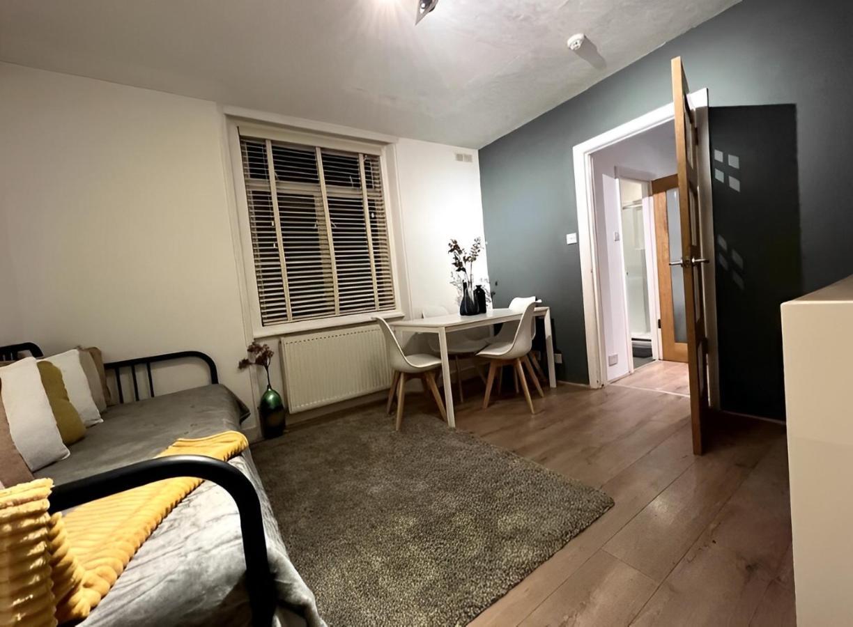 Apartamento Nice 1 Bed Flat London/chiswick For 4 People Londres