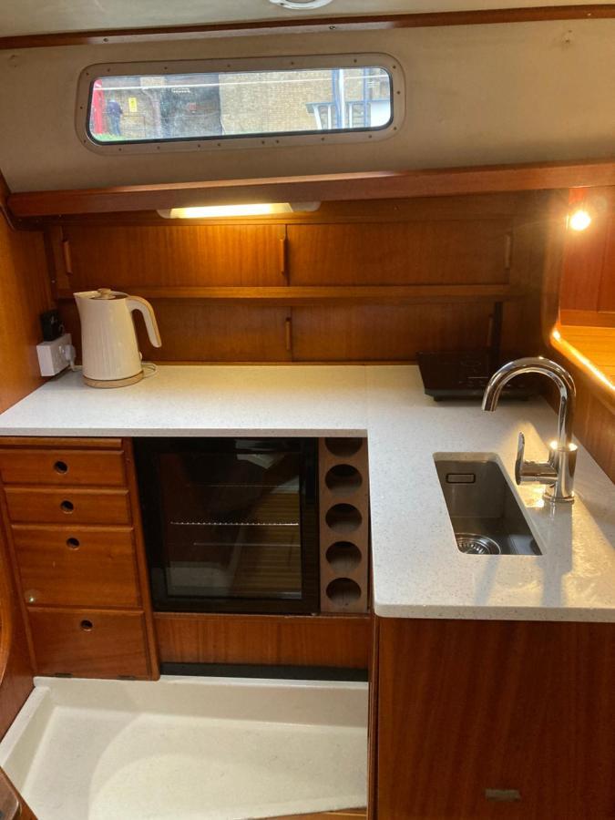 Entire Boat At St Katherine Docks 2 Available Select Using Options Londen