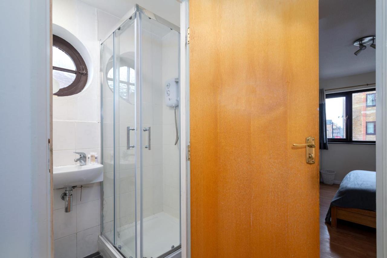 Guestready - 4br In Surrey Quays Canada Water * London