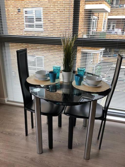 Appartement Opposite Shoreditch Park Londen