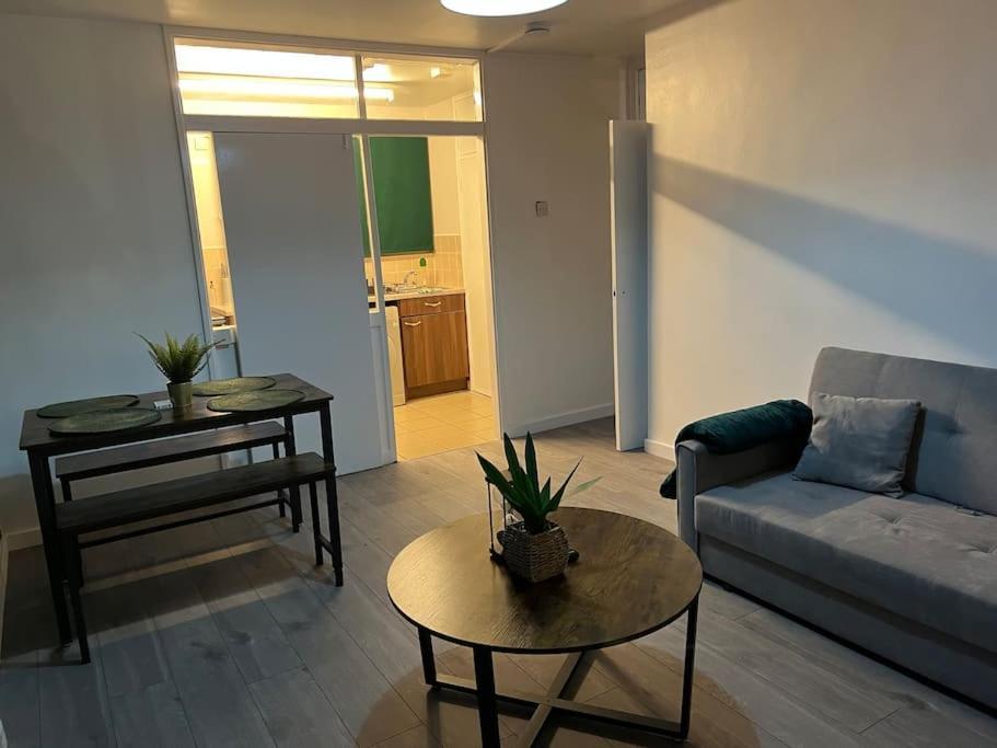 1 Bedroom Flat 10 Mins Walk From Old Street Station * London