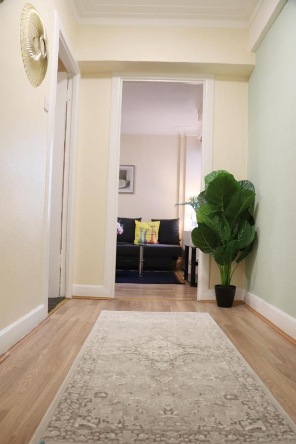 Apartment Hyde Park