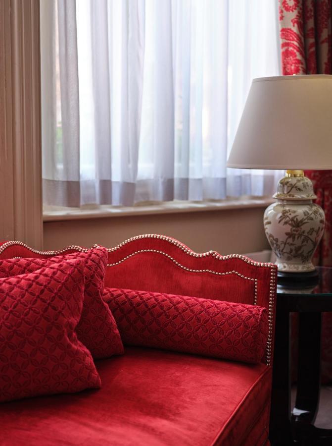 Apartment The By The Sloane Club