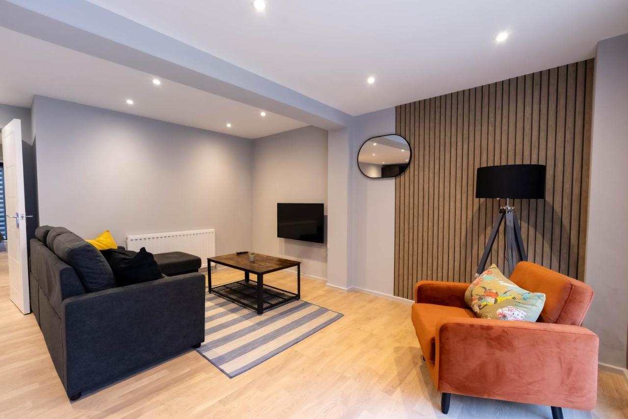 Luxurious Hackney Near Train Station Vakantiehuis *