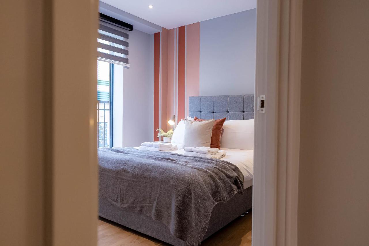 Luxurious Hackney Near Train Station Vakantiehuis *