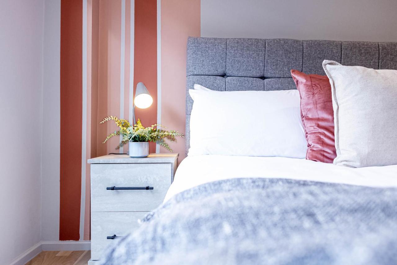 Luxurious Hackney Near Train Station Vakantiehuis *